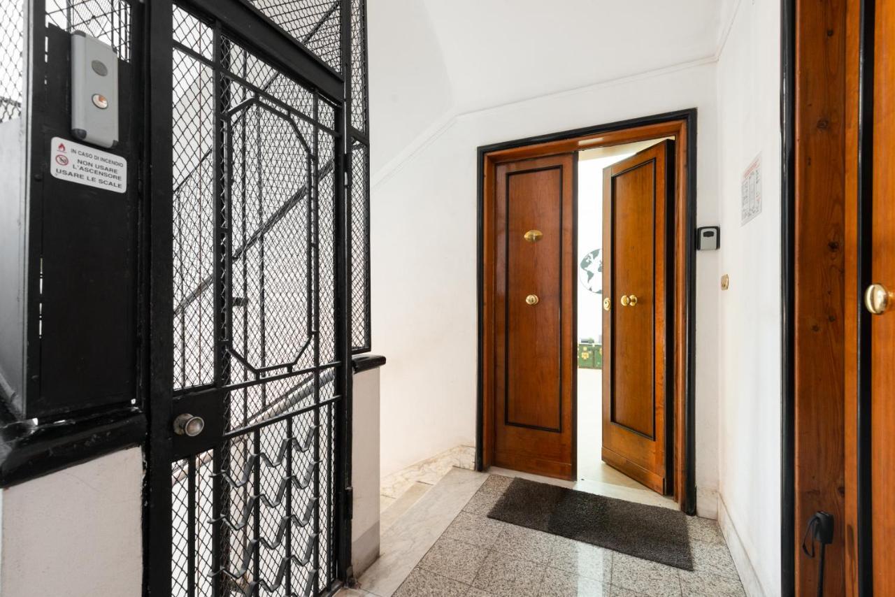 Apartment Via Di Porta Labicana Rom